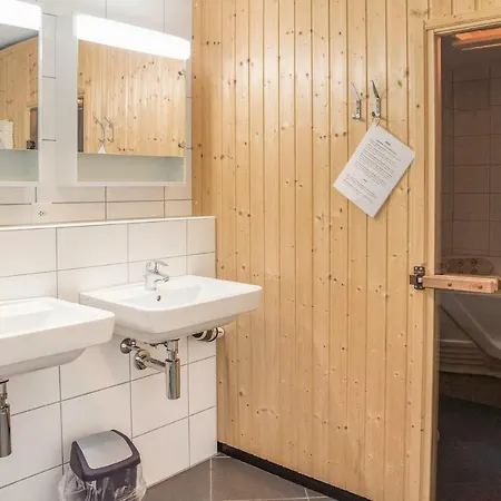Federispitz 6ml Apartment *